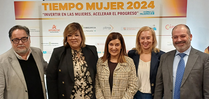 UNEATLANTICO presente na inauguração das Jornadas Tiempo Mujer, em Torrelavega, que defende a igualdade de gênero