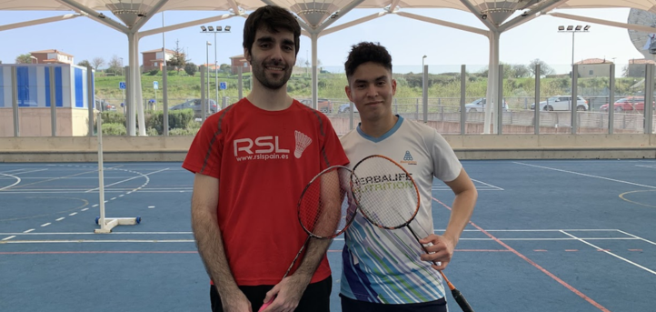 Daniel Fernández e Alejandro Juárez, finalistas do primeiro torneio de badminton da UNEATLANTICO, representarão a universidade no Campeonato Universitário Espanhol
