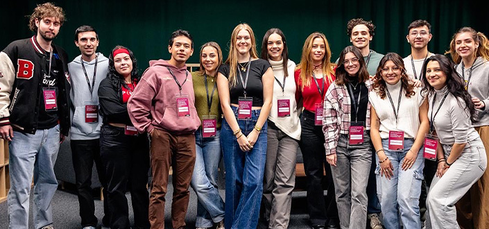 Estudantes de Comunicação da UNEATLANTICO participam de um BIP na Bernays Algebra University, em Zagreb