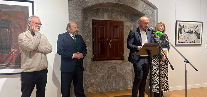 A Obra Cultural da FUNIBER e a UNEATLANTICO inauguram a exposição «Tàpies, colección del grabador Barbarà» na Cantábria