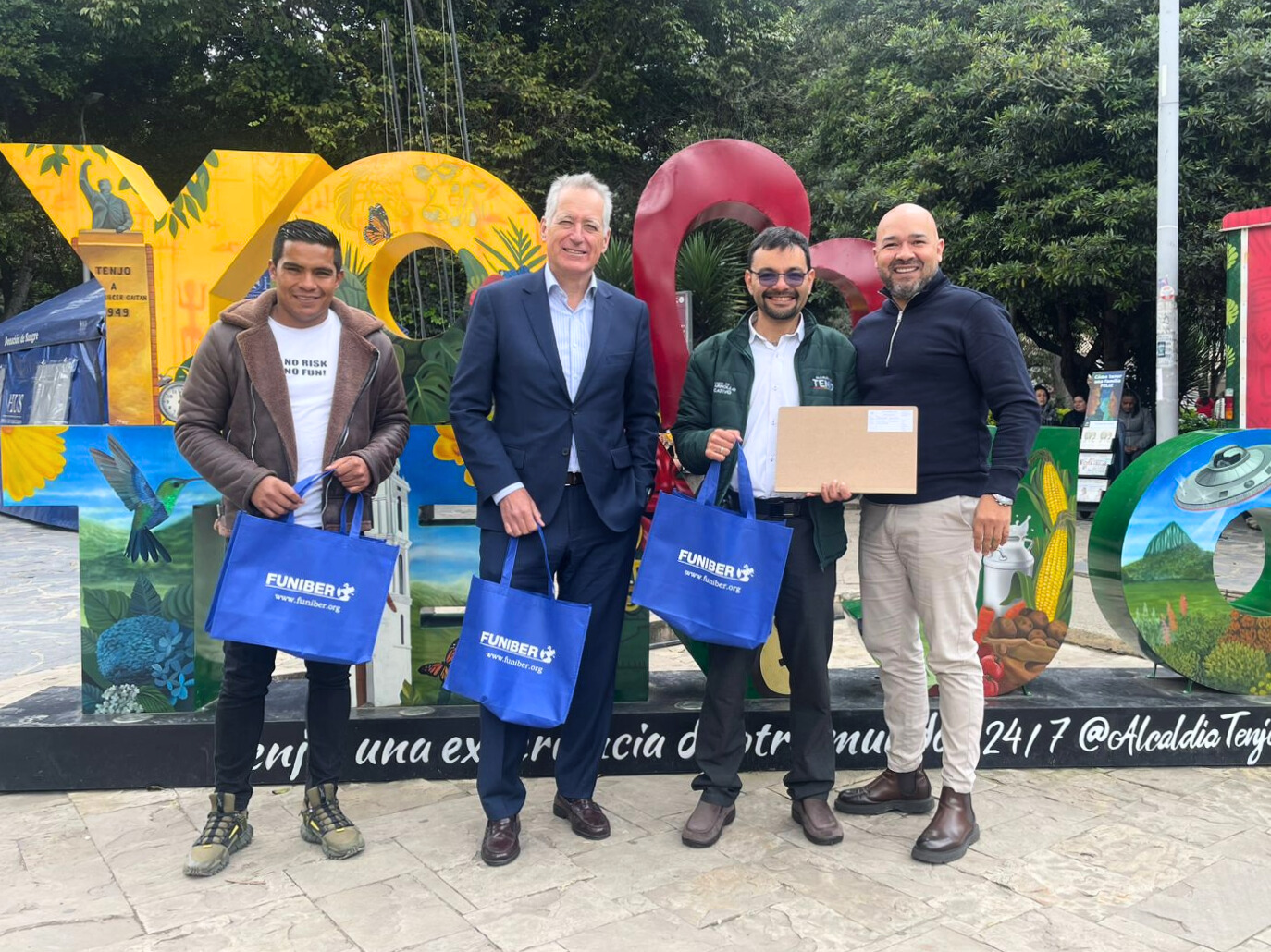 A FIDBAN consolida a sua presença na Colômbia, promovendo a inovação, a educação e o empreendedorismo internacional, com o apoio da UNEATLANTICO