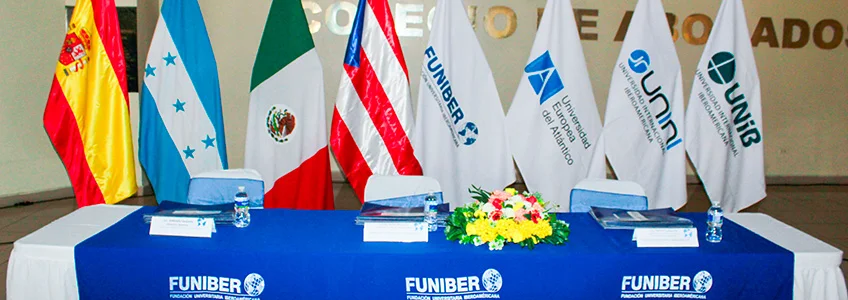 UNEATLANTICO e FUNIBER celebram uma entrega de títulos para os estudantes bolsistas