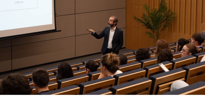 UNEATLANTICO realiza sessões informativas para a convocatória do programa Erasmus+ para o ano 2026-2027