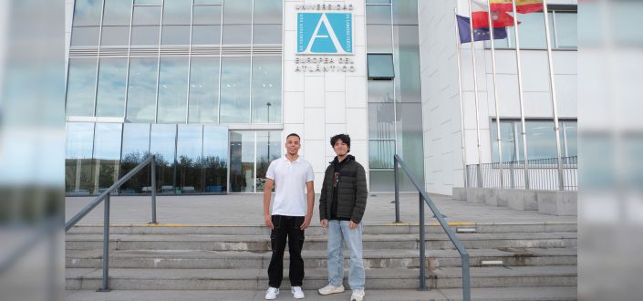 Dois alunos da graduação em Jornalismo, premiados no I Prêmio de Estágio da Associação de Jornalistas da Cantabria