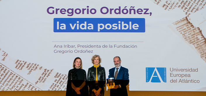 Ana Iríbar, presidente da Fundação Gregorio Ordoñez, realizou a palestra “Gregorio Ordóñez, la vida posible”